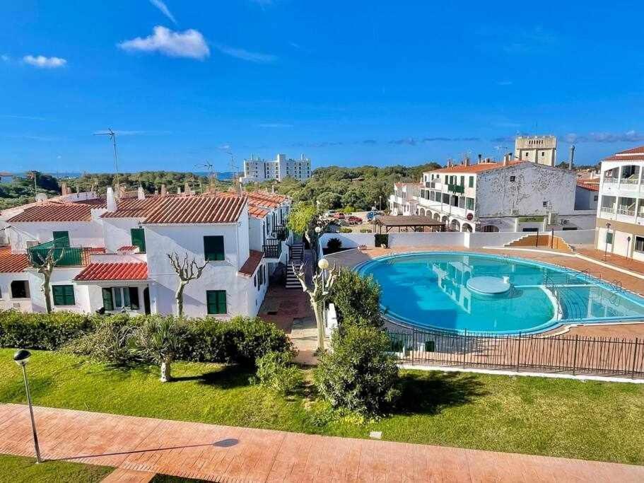 Apartamento con piscina junto a la playa - TURQUETA. Cala'N Blanes  Exterior foto