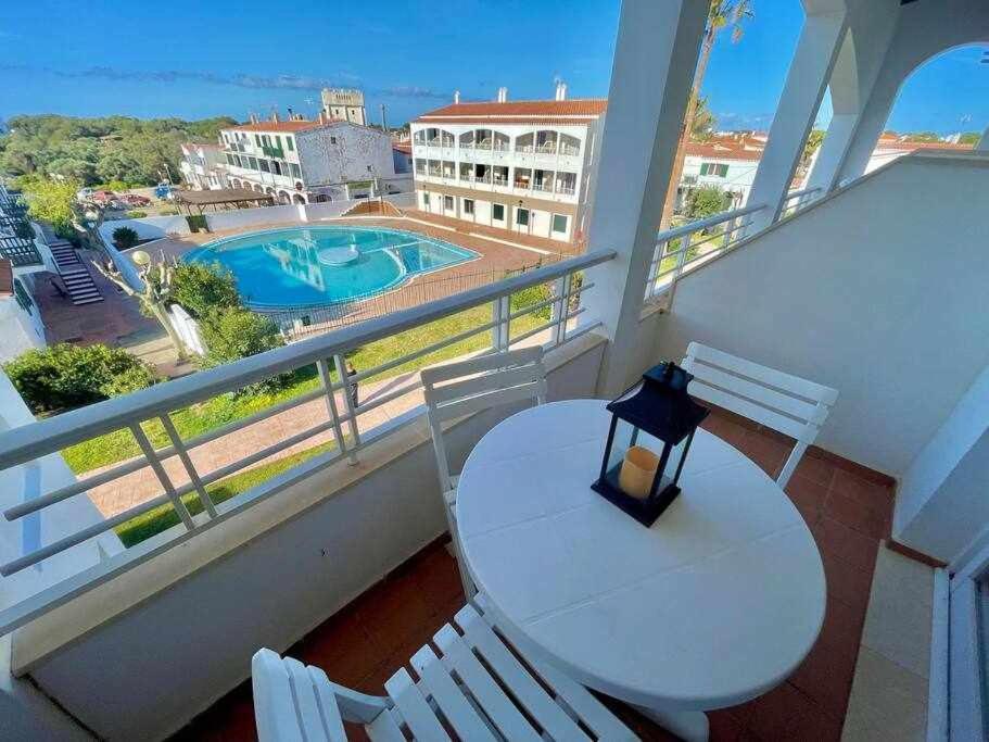 Apartamento con piscina junto a la playa - TURQUETA. Cala'N Blanes  Exterior foto